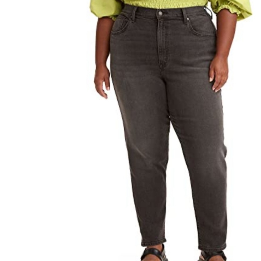 Levi’s Plus Size High Waisted Mom Jeans - 16W